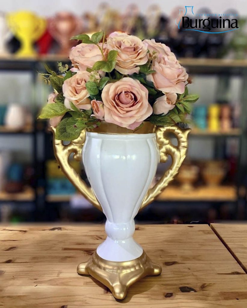 Lindos Vasos Plantas e Flores – Fábrica de Vasos de Cerâmica